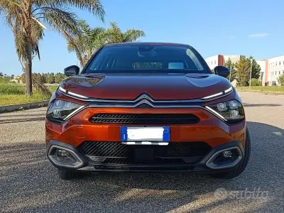 Begagnad Citroën C4 Shine 131 HK (96 kW) 2022 Sedan