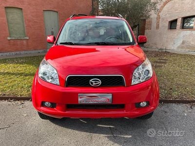 Usata Daihatsu Terios 105 CV (77 kW) 2008 Rosso SUV