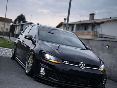 Usata VW Golf VII GTI 211 CV (155 kW) 2014 Berlina