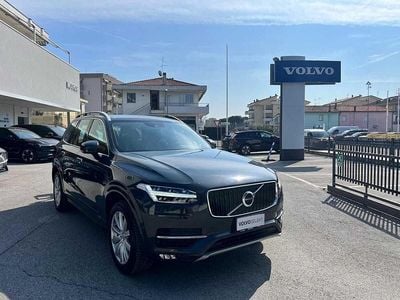 Usata Volvo XC90 Momentum 224 CV (164 kW) 2019 Grigio SUV
