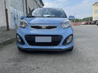 Usata Kia Picanto 69 CV (50 kW) 2014 Bluazzurro Utilitaria