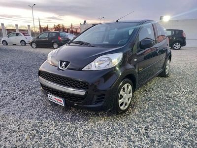 Usata Peugeot 107 68 CV (50 kW) 2009 Nero Utilitaria