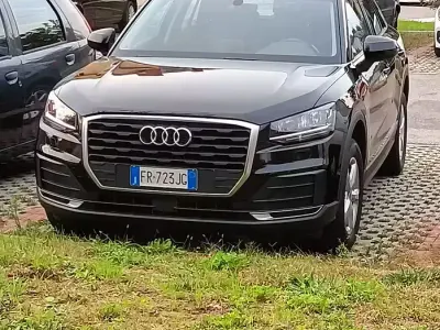 Usata Audi Q2 116 CV (85 kW) 2018 Nero SUV