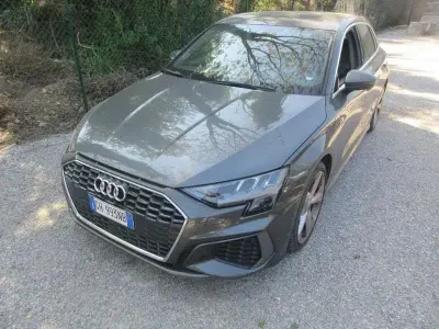 Usata Audi A3 Sportback S-Line 150 CV (110 kW) 2021 Grigio scuro Utilitaria