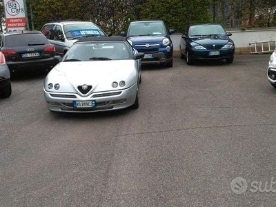 Usata Alfa Romeo Spider 2001 Grigio Cabrio