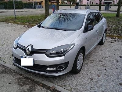 Usata Renault Mégane GrandTour LIMITED 110 CV (80 kW) 2016 Grigio Station wagon