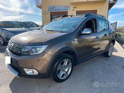 usata Dacia Sandero Stepway 1.5 dci 90 cv - 2021