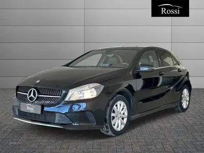 Usata Mercedes A160 90 CV (66 kW) 2017 Nero Berlina