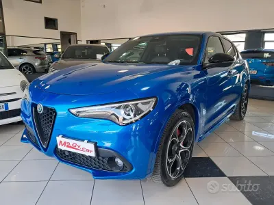 Usata Alfa Romeo Stelvio Veloce 209 CV (153 kW) 2022 Bluazzurro SUV