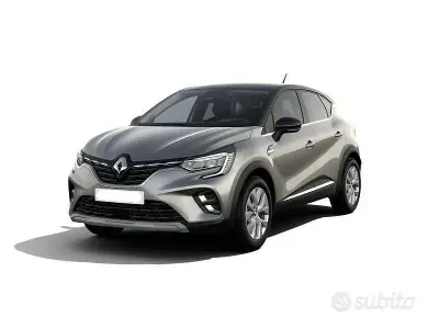 Usata Renault Captur Intens 101 CV (74 kW) 2021 Grigio SUV