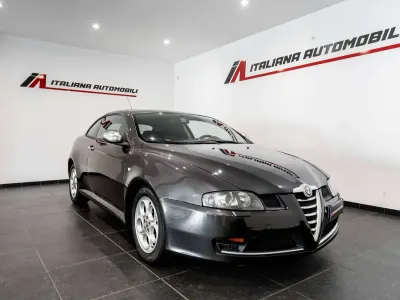 Usata Alfa Romeo GT Distinctive 165 CV (121 kW) 2009 Nero Coupé