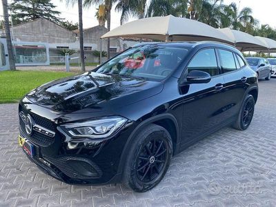 Usata Mercedes GLA180 116 CV (85 kW) 2021 Nero SUV