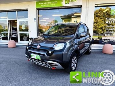 Begagnad Fiat Panda Cross Cross 90 HK (66 kW) 2017 Grå Halvkombi