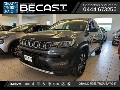 Usata Jeep Compass Limited 131 CV (96 kW) 2024 Grigio scuro metallizzato SUV