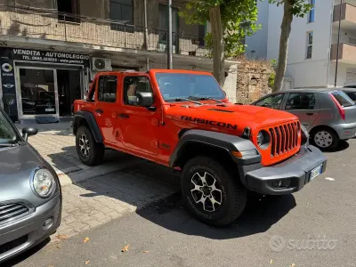 Usata Jeep Wrangler Unlimited Rubicon 200 CV (147 kW) 2020 Arancione SUV