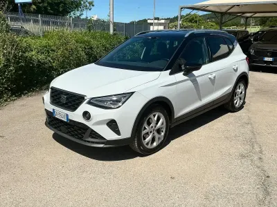 Usata Seat Arona FR 95 CV (69 kW) 2023 Bianco/tetto nero SUV