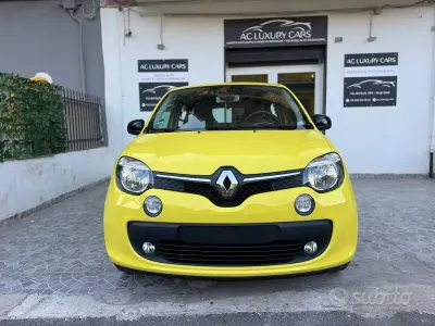 Usata Renault Twingo Intens 90 CV (66 kW) 2016 Giallo Utilitaria