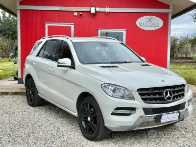 Käytetty Mercedes ML250 Premium 204 HP (150 kW) 2013 Valkoinen Katumaasturi