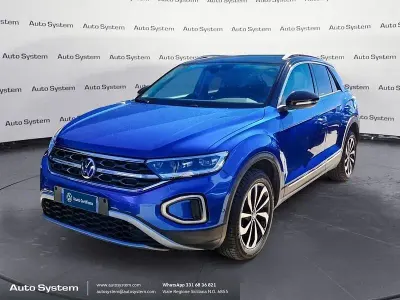 Usata VW T-Roc Style 116 CV (85 kW) 2023 Blu SUV