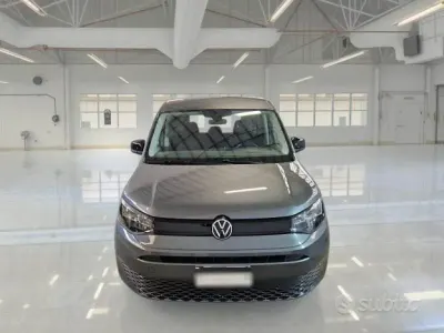 Occasion VW Caddy 122 ch (89 kW) 2023 Gris Monospace