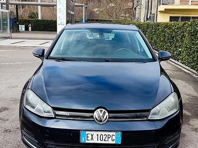 Usata VW Golf VII 2013 Blu Utilitaria