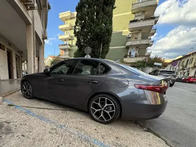 Usata Alfa Romeo Giulia Super 200 CV (147 kW) 2019 Berlina