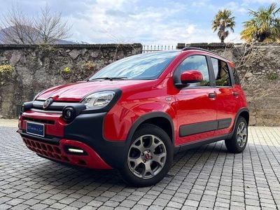 Usata Fiat Panda Cross Cross 71 CV (52 kW) 2022 Rosso Utilitaria