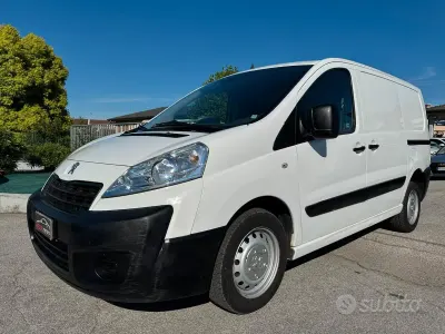 Usata Peugeot Expert 128 CV (94 kW) 2014 Bianco Furgone