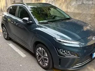 Usata Hyundai Kona 27 kW (38 CV) 2023 SUV