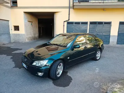 Usata Lexus IS200 155 CV (114 kW) 2008 Verde Berlina