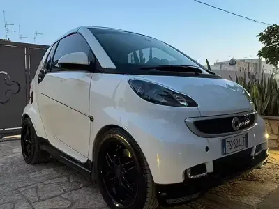 Usata Smart ForTwo Cabrio Brabus 102 CV (75 kW) 2014 Bianco Cabrio