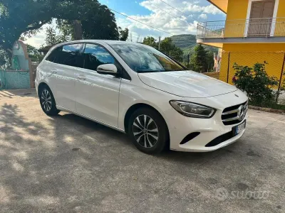 Usata Mercedes B180 116 CV (85 kW) 2019 Monovolume