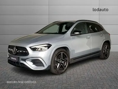 Usata Mercedes GLA200 AMG line 150 CV (110 kW) 2024 Argento SUV