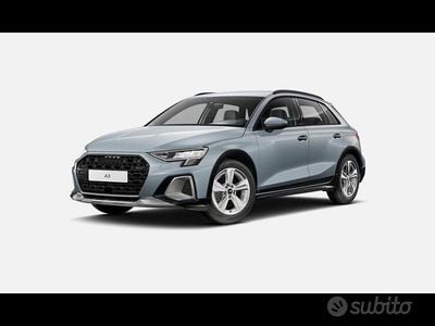 Usata Audi A3 Comfort 150 CV (110 kW) 2024 Grigio Berlina