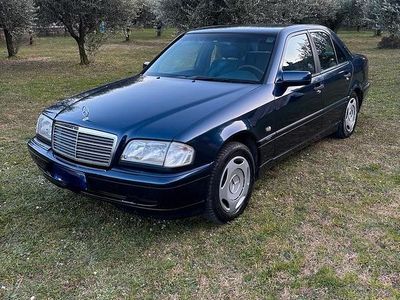 Begagnad Mercedes C180 122 HK (89 kW) 1999 Blå Sedan