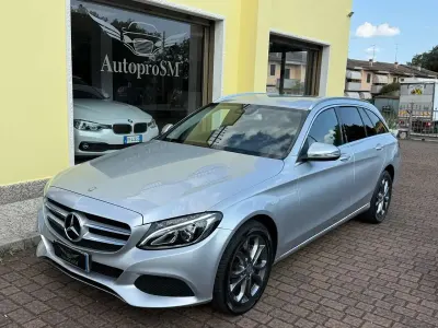 Usata Mercedes C220 170 CV (125 kW) 2016 Argento Station wagon