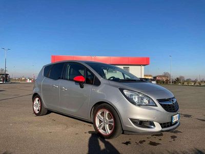 Usata Opel Meriva 120 CV (88 kW) 2014 Monovolume