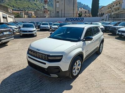 Usata Jeep Avenger Altitude 101 CV (74 kW) 2024 Bianco SUV