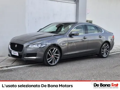 Usata Jaguar XF Prestige 179 CV (131 kW) 2019 Grigio Berlina