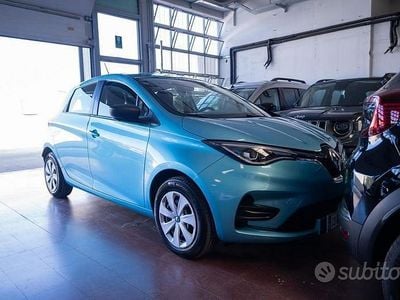Begagnad Renault Zoe Life 80 kW (109 HK) 2020 Blå Halvkombi