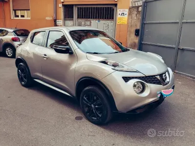 Usata Nissan Juke Tekna 110 CV (80 kW) 2018 Grigio SUV