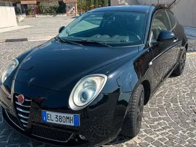 Usata Alfa Romeo MiTo Distinctive 95 CV (69 kW) 2012 Nero Utilitaria