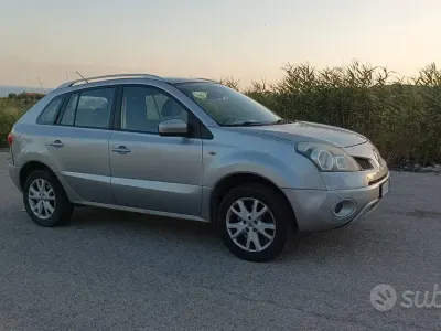 Usata Renault Koleos 150 CV (110 kW) 2008 Grigio SUV