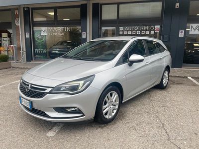 Usata Opel Astra Business 110 CV (80 kW) 2016 Grigio Station wagon