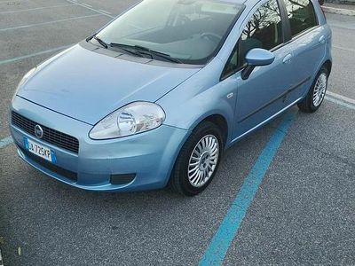 Usata Fiat Grande Punto 77 CV (56 kW) 2006 Utilitaria