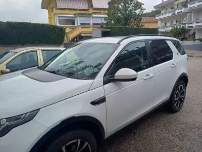 Usata Land Rover Discovery Sport SE 150 CV (110 kW) 2015 Bianco SUV