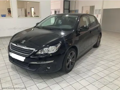 Usata Peugeot 308 Active 131 CV (96 kW) 2016 Nero Berlina