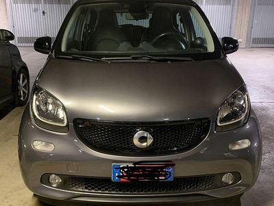 Usata Smart ForFour 71 CV (52 kW) 2017 Grigio Utilitaria