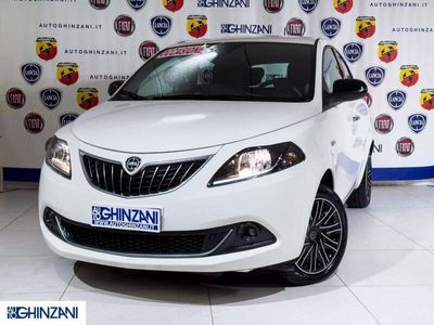 usata Lancia Ypsilon 1.0 FireFly 5 porte S&S Hybrid Ecochic Gold del 2022 usata a Calusco d'Adda