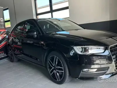 Usata Audi A3 Ambiente 110 CV (80 kW) 2015 Nero Berlina